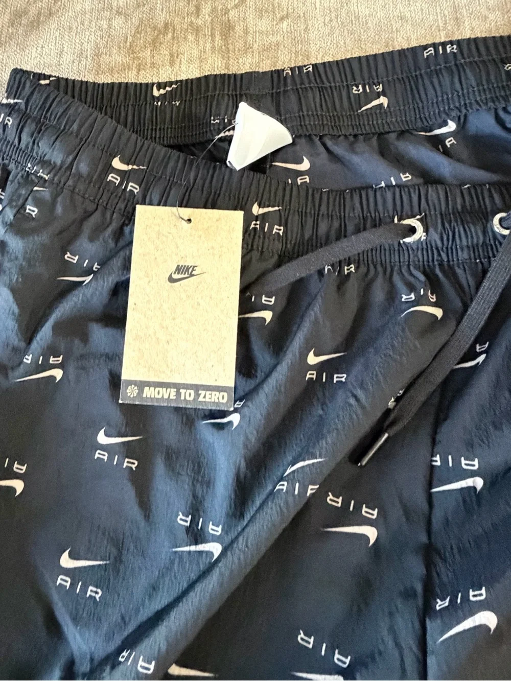 Nike Air Women’s Woven Tracksuit Set Jacket + Jogger Pants Black/White NWT